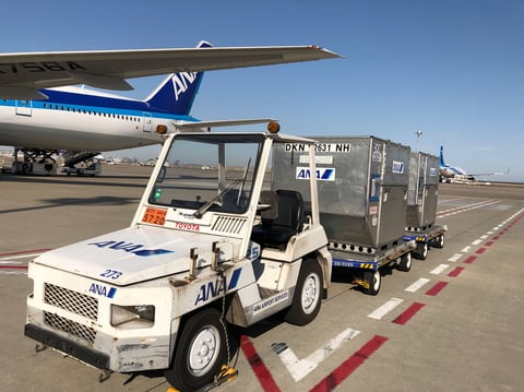 Tokyo airport trials driverless cargo vehicle
